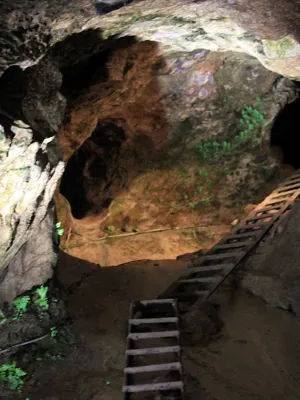 Grotte et Cascade de Seythenex 